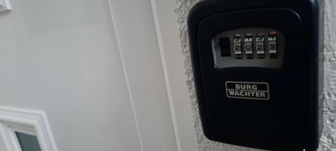 Apartman Twins Self Check In & Self Check Out オトチャッツ エクステリア 写真