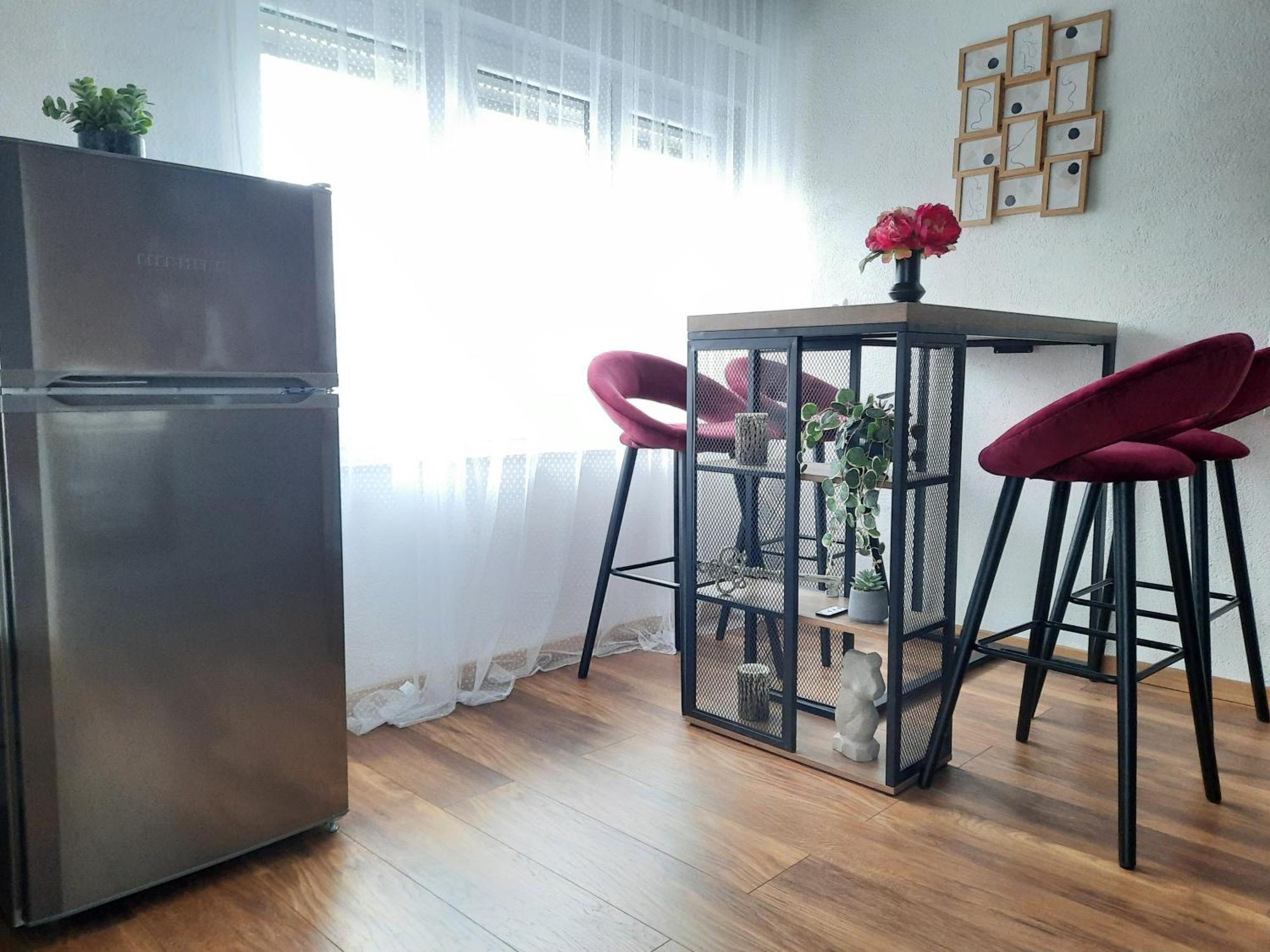 Apartman Twins Self Check In & Self Check Out オトチャッツ エクステリア 写真