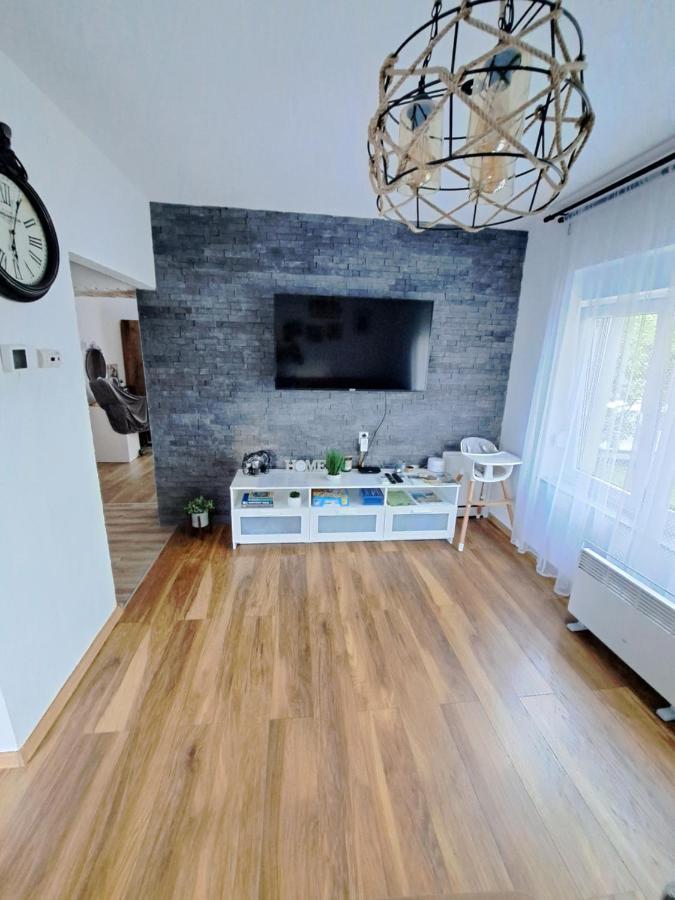 Apartman Twins Self Check In & Self Check Out オトチャッツ エクステリア 写真